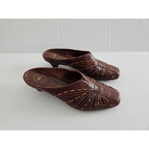 Nurture Lafayette Leather Mules Brown Slip On Shoes Sz 6.5 Kitten Heel